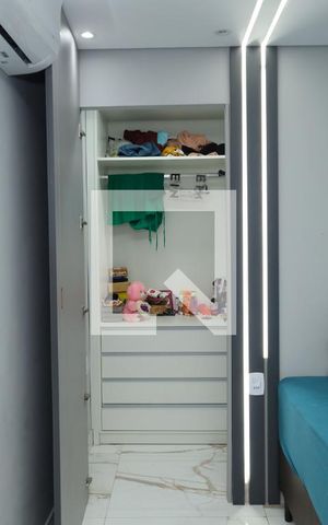 Casa à venda com 250m², 3 quartos e 2 vagasQuarto 