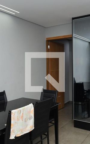 Casa à venda com 250m², 3 quartos e 2 vagasCozinha 