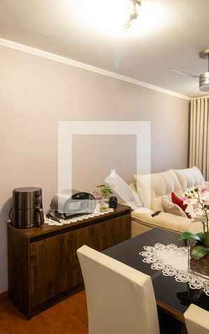 Apartamento à venda com 41m², 2 quartos e sem vaga Apartamento à venda com 41m², 2 quartos e sem vagaSala