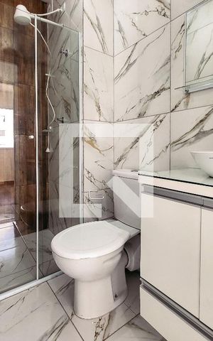 Apartamento à venda com 38m², 2 quartos e sem vaga Apartamento à venda com 38m², 2 quartos e sem vagaBanheiro