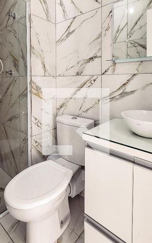 Apartamento à venda com 38m², 2 quartos e sem vaga Apartamento à venda com 38m², 2 quartos e sem vagaBanheiro