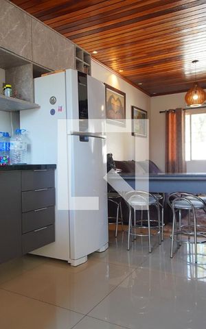Casa à venda com 100m², 4 quartos e 6 vagasCozinha