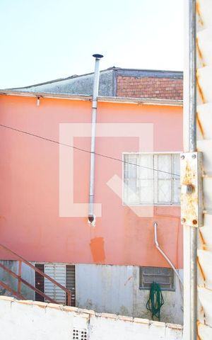 Casa à venda com 100m², 4 quartos e 6 vagasQuarto 2 - Vista