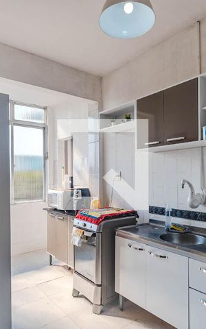 Apartamento à venda com 79m², 2 quartos e sem vaga Apartamento à venda com 79m², 2 quartos e sem vagaCozinha e Área de Serviço
