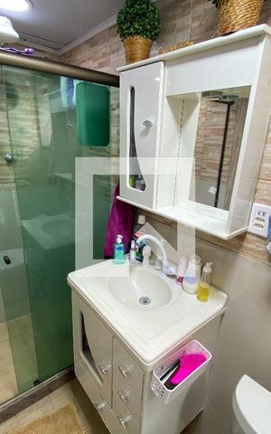 Casa à venda com 120m², 2 quartos e 1 vaga Casa à venda com 120m², 2 quartos e 1 vagaBanheiro do Quarto 2