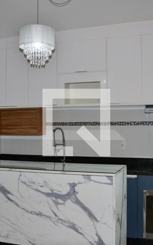 Apartamento para alugar com 55m², 2 quartos e 2 vagas Apartamento para alugar com 55m², 2 quartos e 2 vagasCozinha