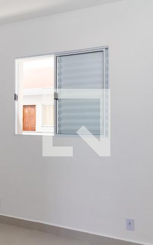Apartamento para alugar com 40m², 2 quartos e sem vaga Apartamento para alugar com 40m², 2 quartos e sem vagaQuarto 2
