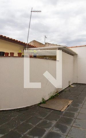 Casa para alugar com 120m², 3 quartos e 4 vagas Casa para alugar com 120m², 3 quartos e 4 vagasGaragem
