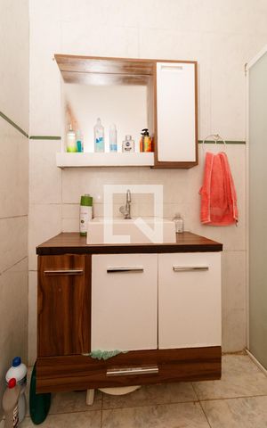 Casa à venda com 360m², 3 quartos e 4 vagas Casa à venda com 360m², 3 quartos e 4 vagasBanheiro
