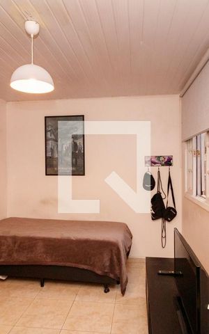 Casa à venda com 360m², 3 quartos e 4 vagas Casa à venda com 360m², 3 quartos e 4 vagasQuarto 3