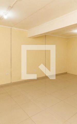 Casa à venda com 360m², 3 quartos e 4 vagas Casa à venda com 360m², 3 quartos e 4 vagasÁrea comum