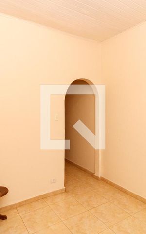 Casa à venda com 360m², 3 quartos e 4 vagas Casa à venda com 360m², 3 quartos e 4 vagasSala