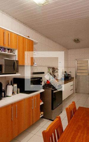 Casa à venda com 360m², 3 quartos e 4 vagas Casa à venda com 360m², 3 quartos e 4 vagasCozinha