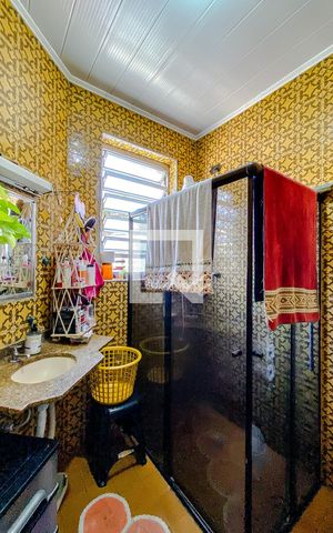 Casa à venda com 70m², 4 quartos e 1 vagaBanheiro