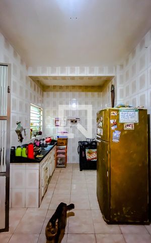 Casa à venda com 70m², 4 quartos e 1 vagaCozinha