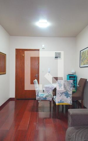Apartamento à venda com 63m², 2 quartos e sem vaga Apartamento à venda com 63m², 2 quartos e sem vagaSala