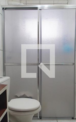 Apartamento à venda com 63m², 2 quartos e sem vaga Apartamento à venda com 63m², 2 quartos e sem vagaBanheiro