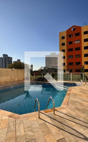 Apartamento para alugar com 100m², 2 quartos e 3 vagas Apartamento para alugar com 100m², 2 quartos e 3 vagasÁrea comum - Piscina