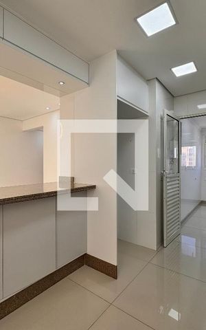 Apartamento para alugar com 100m², 2 quartos e 3 vagas Apartamento para alugar com 100m², 2 quartos e 3 vagasCozinha
