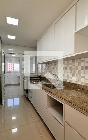 Apartamento para alugar com 100m², 2 quartos e 3 vagas Apartamento para alugar com 100m², 2 quartos e 3 vagasCozinha