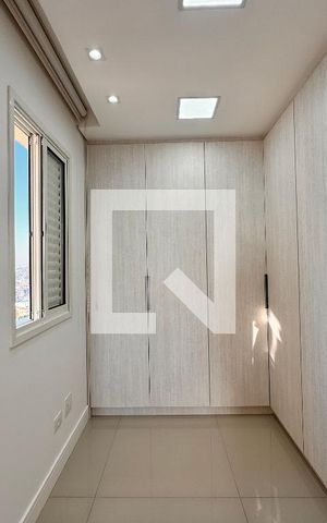 Apartamento para alugar com 100m², 2 quartos e 3 vagas Apartamento para alugar com 100m², 2 quartos e 3 vagasCloset da suíte