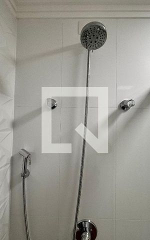 Apartamento para alugar com 100m², 2 quartos e 3 vagas Apartamento para alugar com 100m², 2 quartos e 3 vagasBanheiro