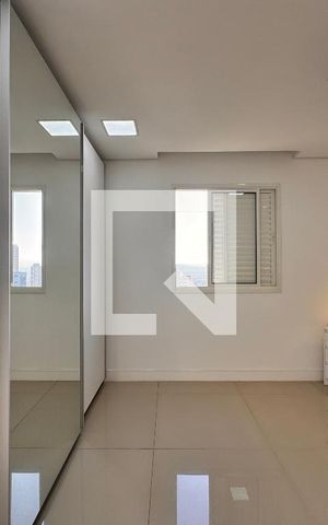 Apartamento para alugar com 100m², 2 quartos e 3 vagas Apartamento para alugar com 100m², 2 quartos e 3 vagasSuite