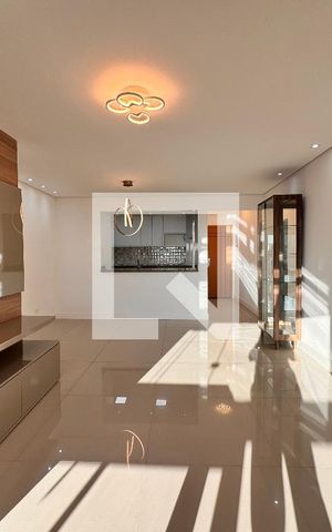 Apartamento para alugar com 100m², 2 quartos e 3 vagas Apartamento para alugar com 100m², 2 quartos e 3 vagasSala