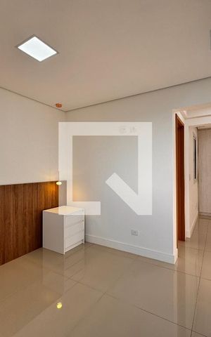 Apartamento para alugar com 100m², 2 quartos e 3 vagas Apartamento para alugar com 100m², 2 quartos e 3 vagasSuite