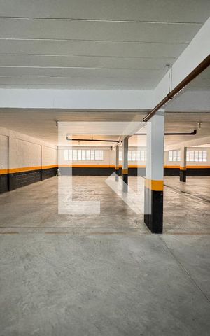 Apartamento para alugar com 100m², 2 quartos e 3 vagas Apartamento para alugar com 100m², 2 quartos e 3 vagasGaragem