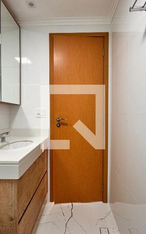 Apartamento para alugar com 100m², 2 quartos e 3 vagas Apartamento para alugar com 100m², 2 quartos e 3 vagasBanheiro