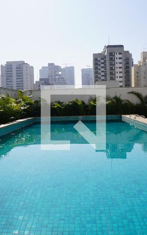 Studio à venda com 27m², 1 quarto e sem vagaPiscina
