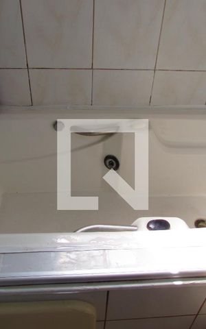 Apartamento à venda com 98m², 4 quartos e 1 vagaBanheiro da Suíte