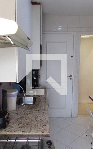 Apartamento à venda com 98m², 4 quartos e 1 vagaCozinha