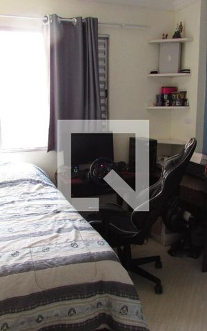Apartamento à venda com 98m², 4 quartos e 1 vagaQuarto 2