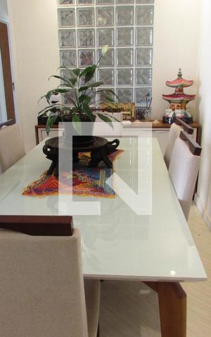 Apartamento à venda com 98m², 4 quartos e 1 vagaSala