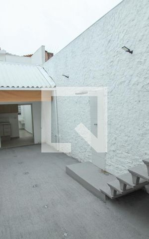 Casa para alugar com 180m², 3 quartos e 1 vaga Casa para alugar com 180m², 3 quartos e 1 vagaQuintal