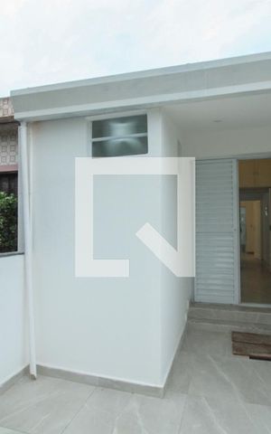 Casa para alugar com 180m², 3 quartos e 1 vaga Casa para alugar com 180m², 3 quartos e 1 vagaQuarto 1