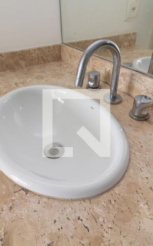 Apartamento para alugar com 40m², 1 quarto e 2 vagasBanheiro