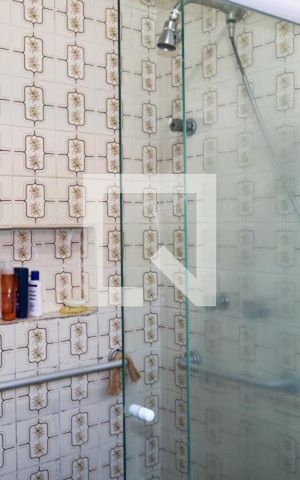 Casa à venda com 280m², 3 quartos e 5 vagas Casa à venda com 280m², 3 quartos e 5 vagasBanheiro da Suíte