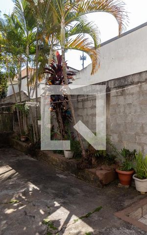 Casa à venda com 203m², 3 quartos e 2 vagasQuintal