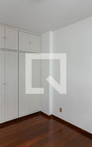 Apartamento à venda com 110m², 4 quartos e 2 vagasQuarto 4
