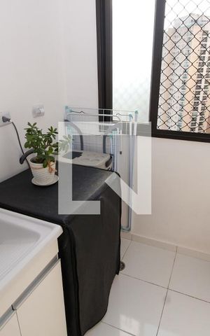 Apartamento à venda com 72m², 2 quartos e 1 vagaÁrea de Serviço