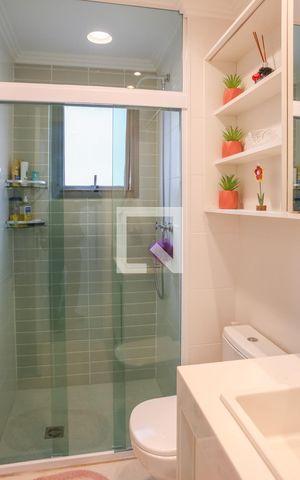 Apartamento para alugar com 105m², 3 quartos e 2 vagas Apartamento para alugar com 105m², 3 quartos e 2 vagasBanheiro Social