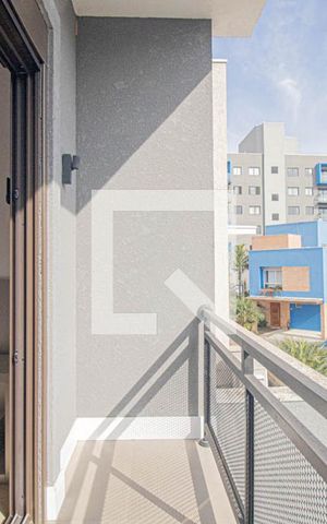 Casa de condomínio à venda com 200m², 3 quartos e 2 vagasVaranda do Quarto 1 Suite 1