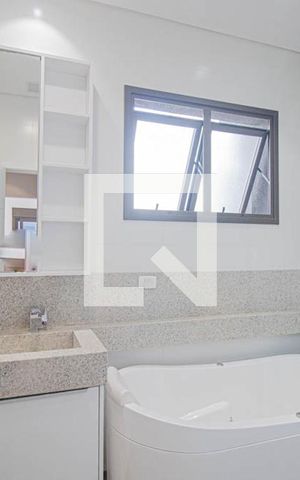 Casa de condomínio à venda com 200m², 3 quartos e 2 vagasBanheiro da Suíte 1