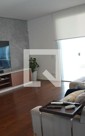 Casa para alugar com 278m², 4 quartos e 5 vagasSala