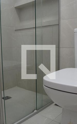 Casa para alugar com 278m², 4 quartos e 5 vagasBanheiro da Suite 2