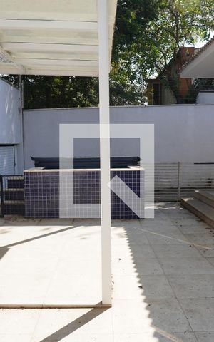 Casa para alugar com 278m², 4 quartos e 5 vagasCasa 2 - Churrasqueira