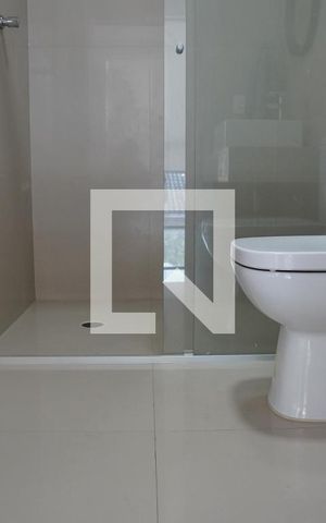 Casa para alugar com 278m², 4 quartos e 5 vagasCasa 2 - Banheiro Social
